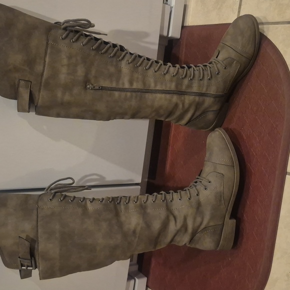 Madden Girl Boots😊 - Picture 9 of 12